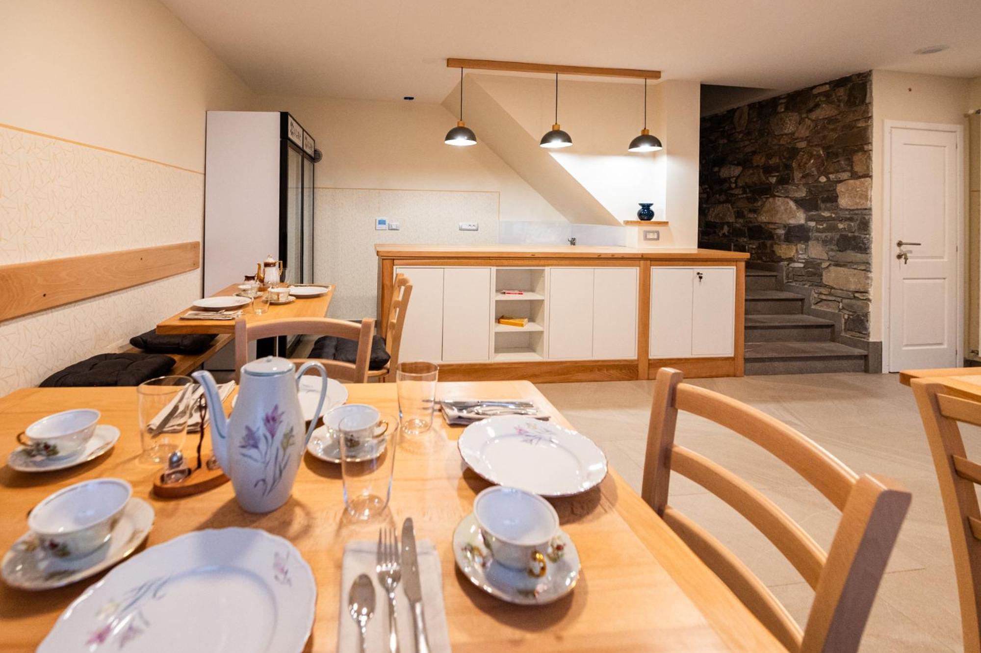 4 Tete Bed & Breakfast Vrhpolje Eksteriør bilde